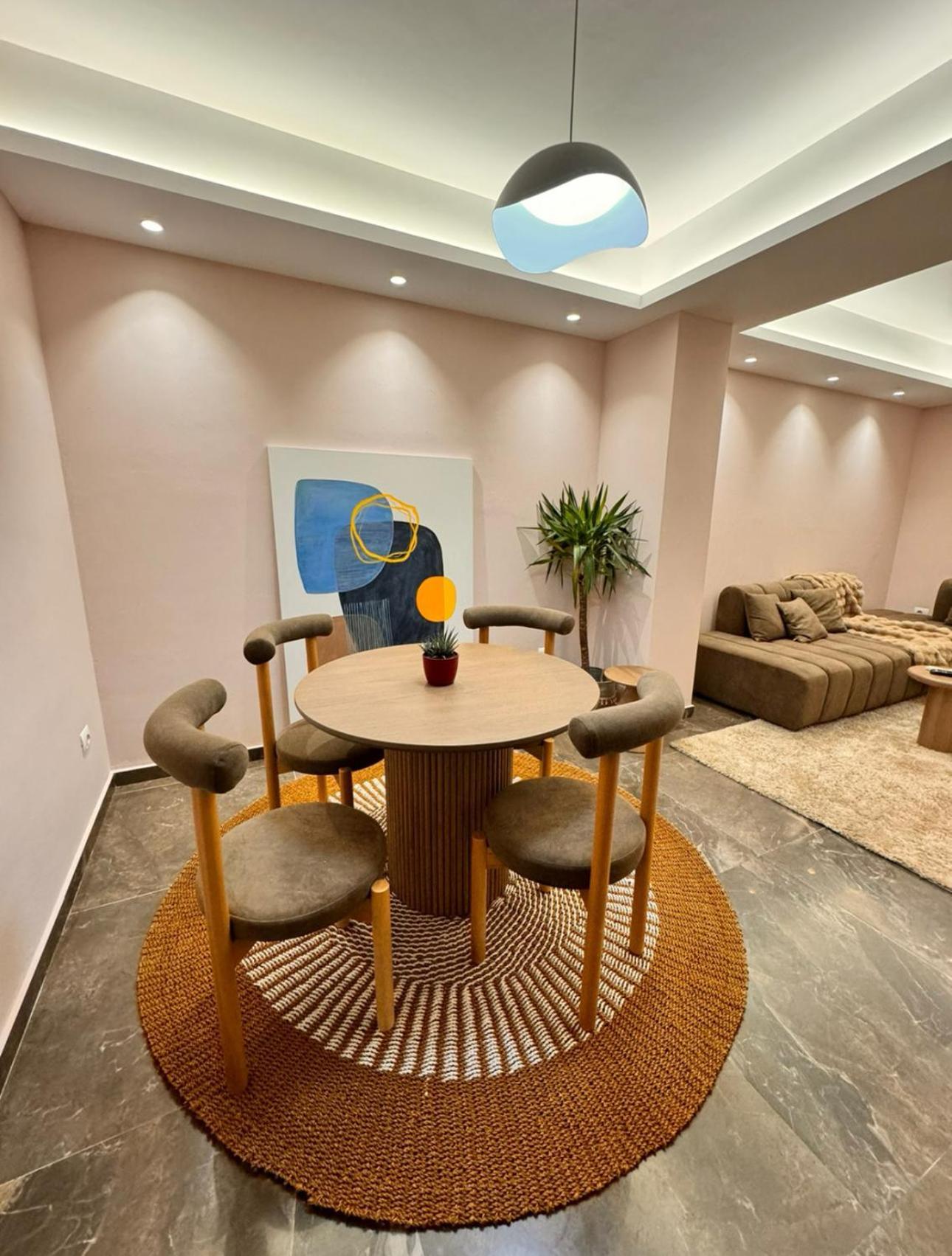 Agate City Center Apartment ติรานา ภายนอก รูปภาพ