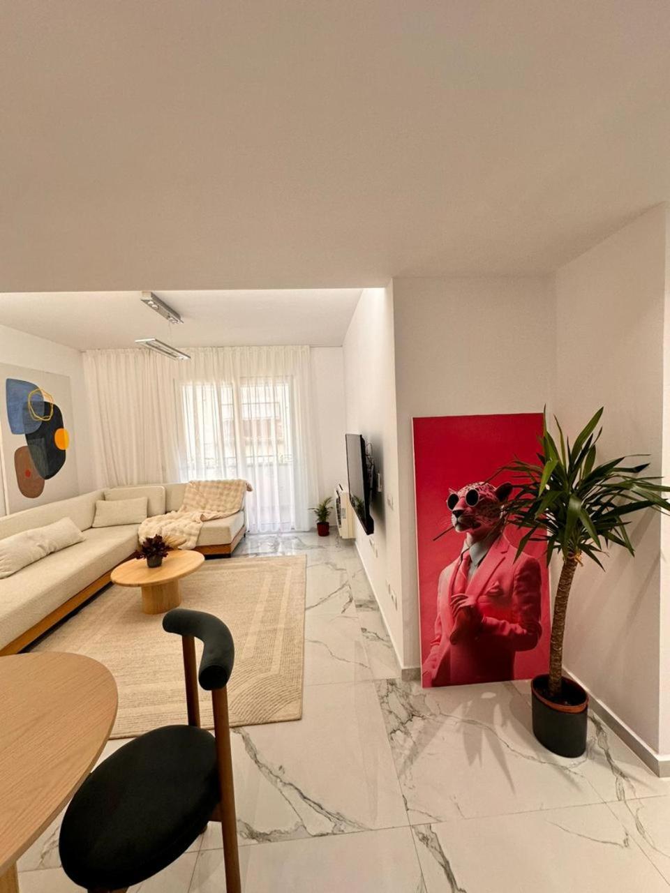 Agate City Center Apartment ติรานา ภายนอก รูปภาพ